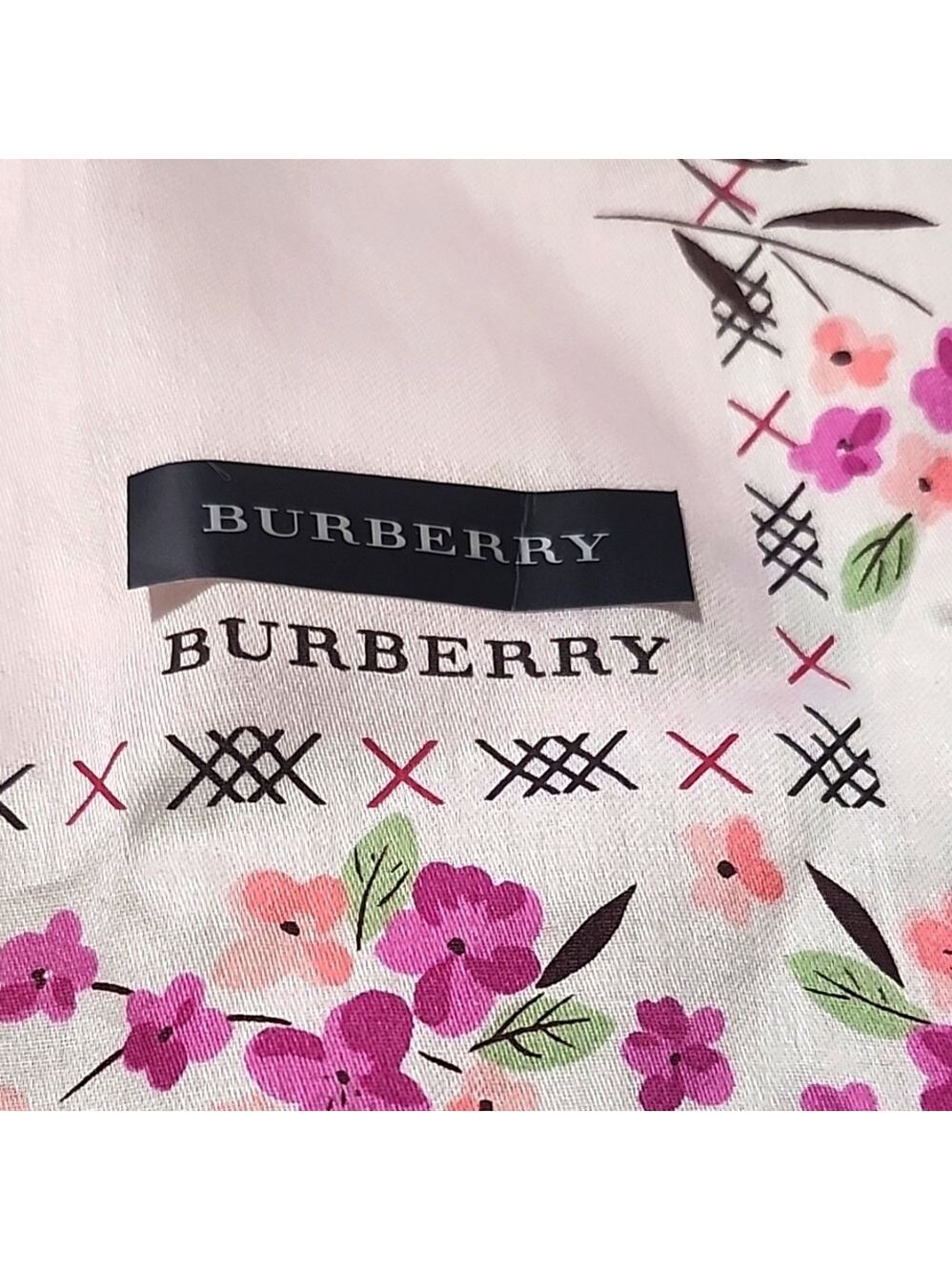 Burberry Floral handkerchief cotton Brandnew